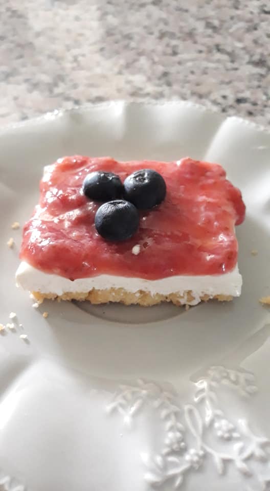 Low Carb Strawberry Cheese Cake