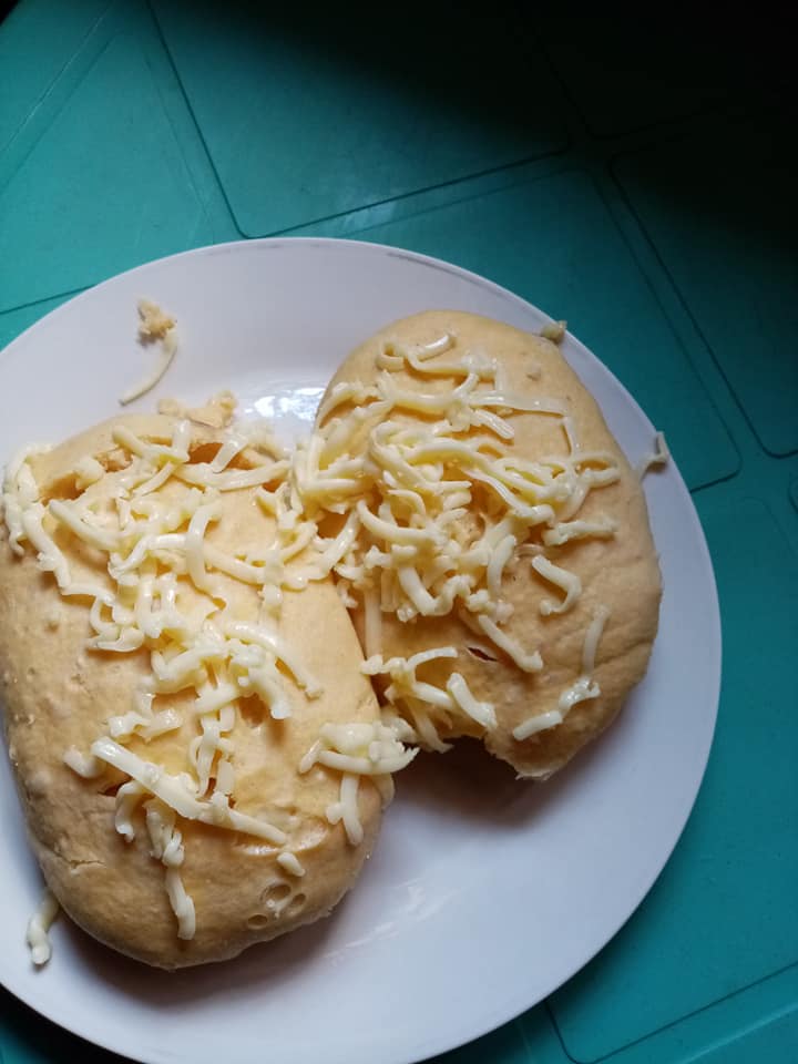 Low Carb Cheesy Bread