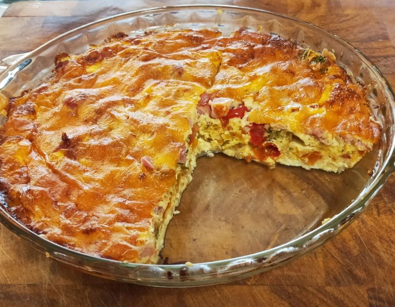 Low carb  Crustless Three-Cheese Tomato-Basil Quiche