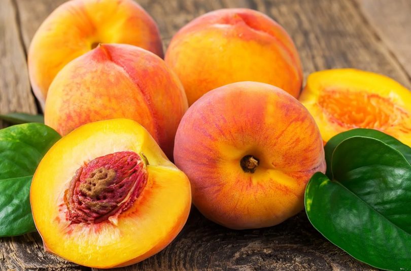 Peaches For Weight Loss: 4 Reasons Why Peach Helps You Shed Those Extra Kilos