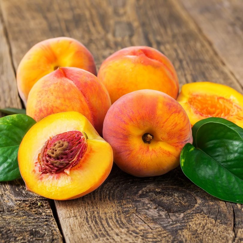 Peaches For Weight Loss: 4 Reasons Why Peach Helps You Shed Those Extra Kilos