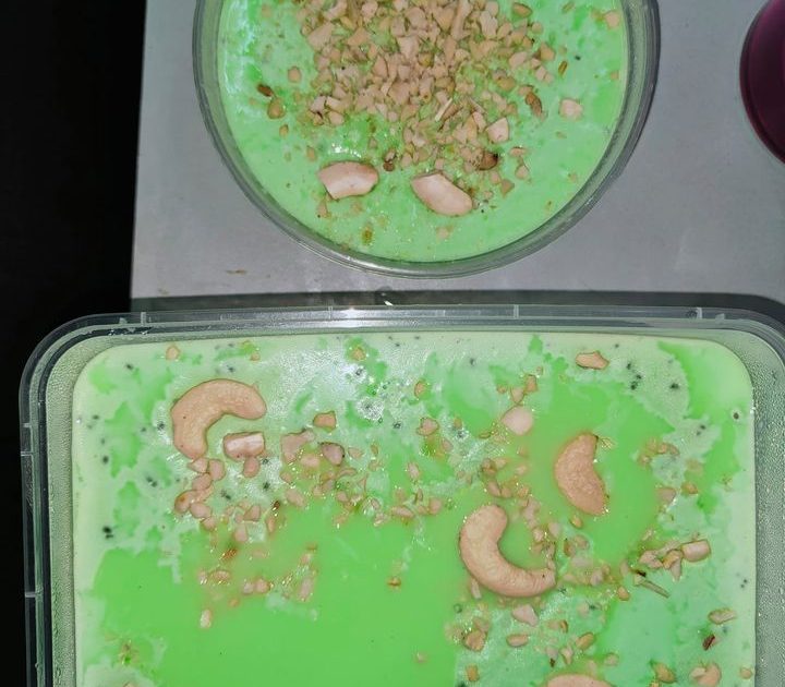 Low Carb Buko-Pandan Gelatin